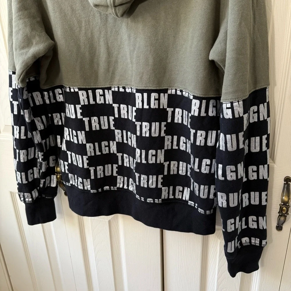True Religion Silver Metallic Monogram Pullover Hoodie Army Green Mens Size L